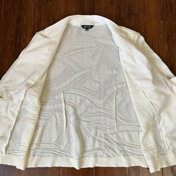 MISOOK Notch Collar Tonal Print Jacket in Cream Petite Size - Picture 5 of 11